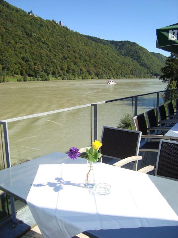 Wesenufer Hotel & Seminarkultur An Der Donau ภายนอก รูปภาพ